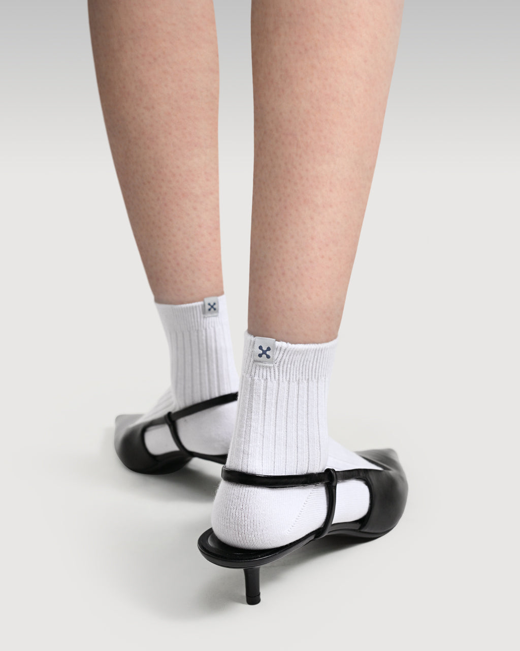 Everywear Refined Ankle Socks | WHITE