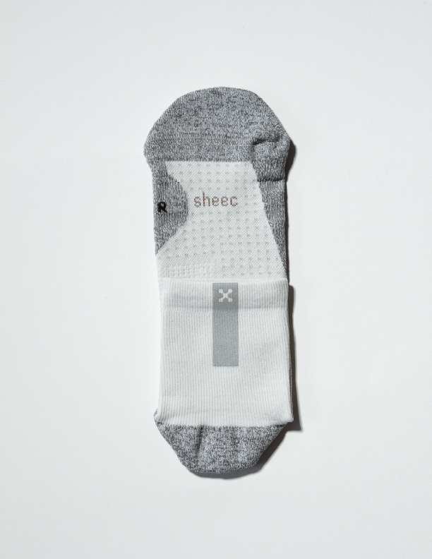 Daybreak – Reflective Compression Quarter Crew Socks | White + Silver