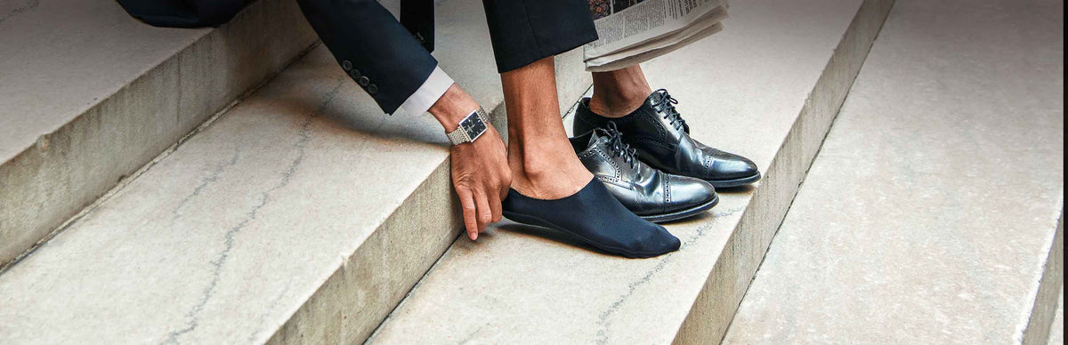 men's fashion no socks with dress shoes Pants with no socks looks atrocious, change my mind please. How is this  fashion? (19 M) : r/mensfashion