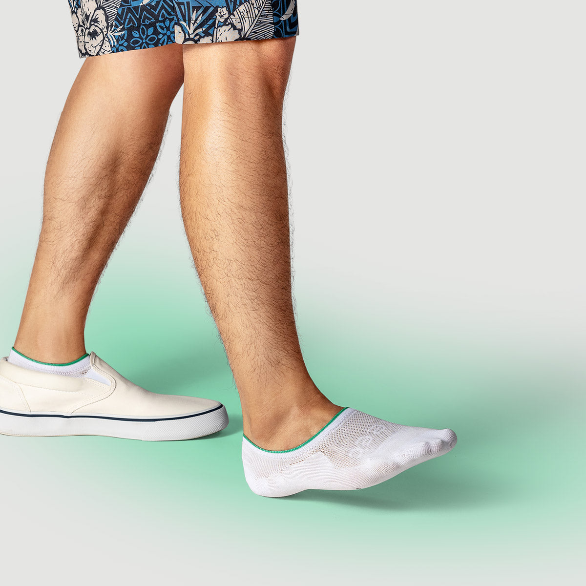 Active Mid-cut Bamboo No Show Socks | White w/ Green Line