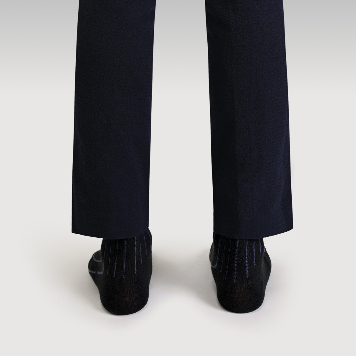Everywear Classic Crew Socks | BLACK x NAVY