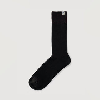 Everywear Classic Crew Socks | Black x Red