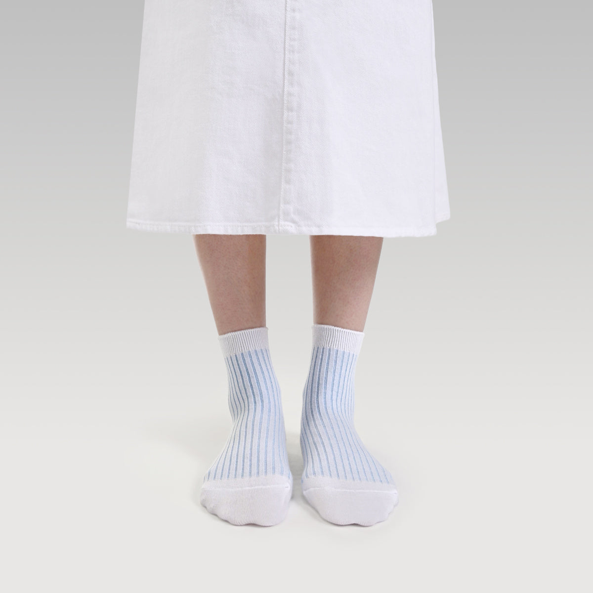 Everywear Refined Ankle Socks | WHITE x BLUE