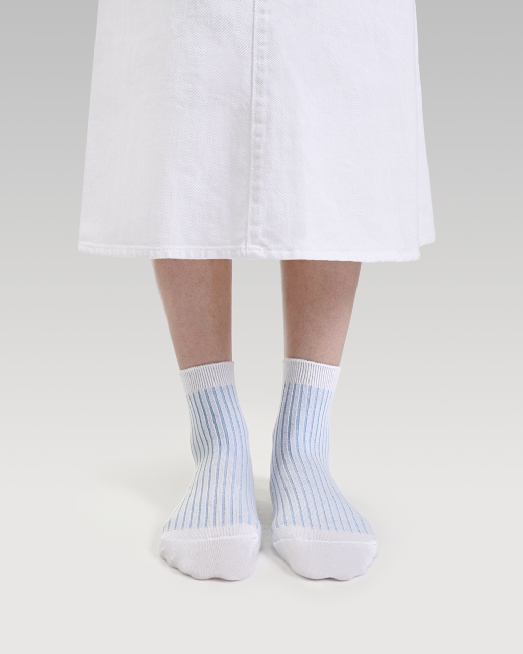 Everywear Refined Ankle Socks | WHITE x BLUE