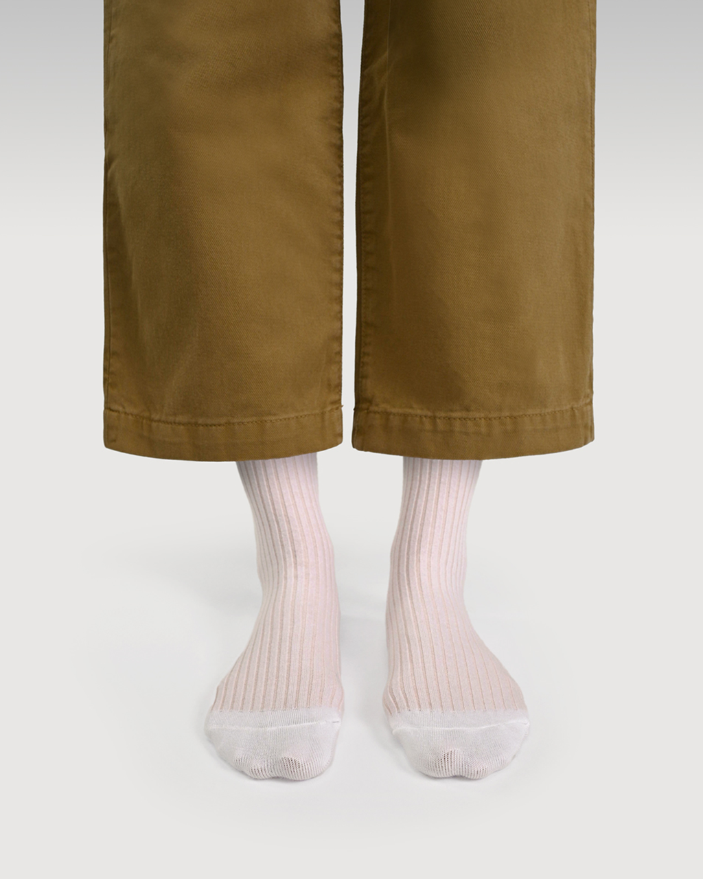 Everywear Refined Ankle Socks | WHITE x PEACH