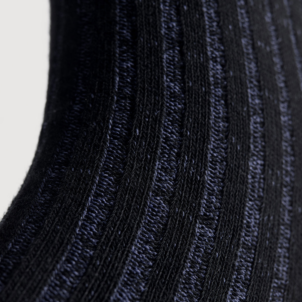 Everywear Refined Crew Socks | BLACK x NAVY