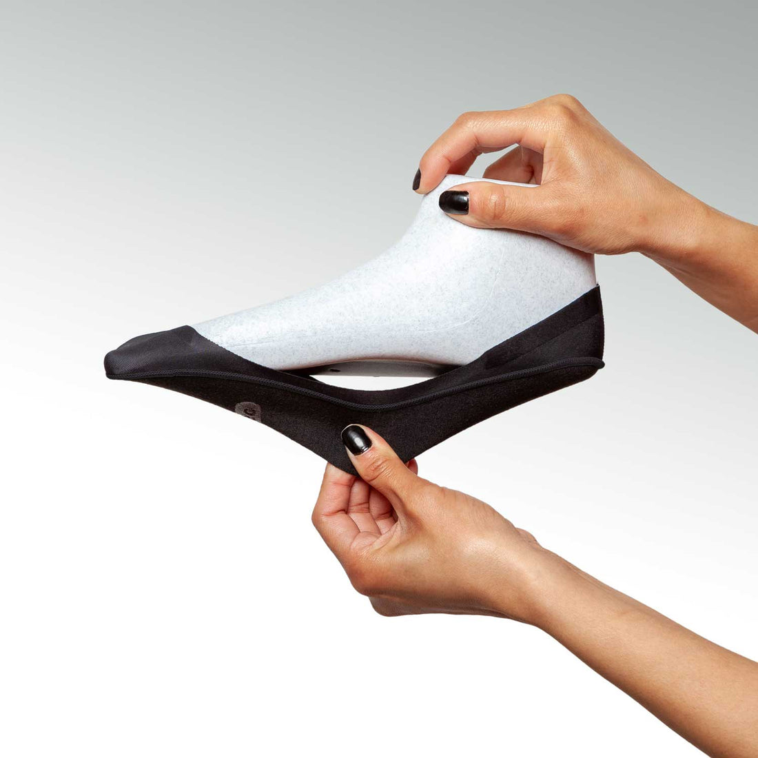 Secret Ultra Low-cut Ultra Thin InvisiLite Liner No Show Socks | BLACK